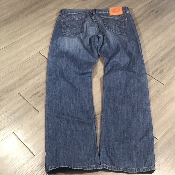 Levi’s 514 Medium Wash Blue Slim Straight 100% Cotton Jeans size 34x32 - Picture 3 of 9